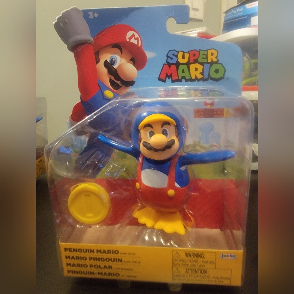 Super Mario PENGUIN MARIO with Coin 4" Inch Jakks Figure World of Nintendo